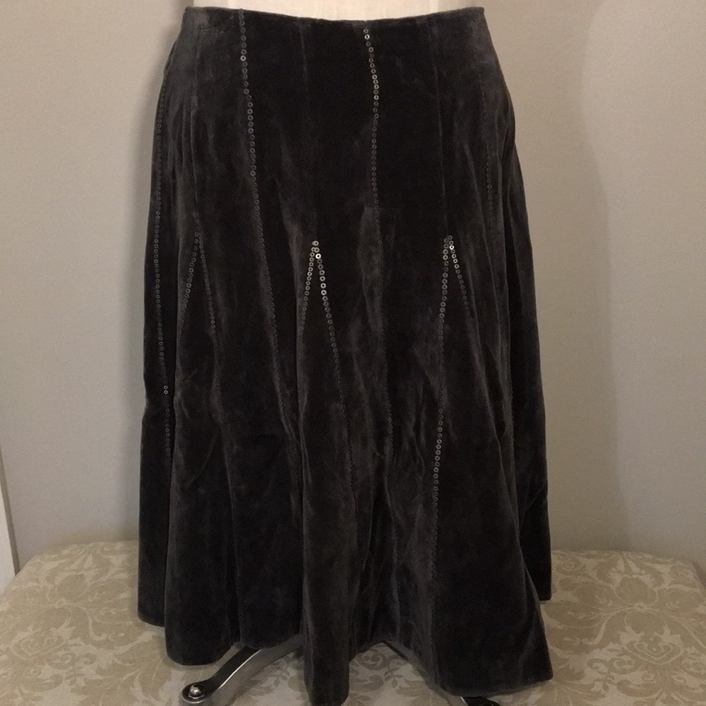 Grey sueded/sequin striped midi skirt.